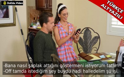 MELİSSA MOORE