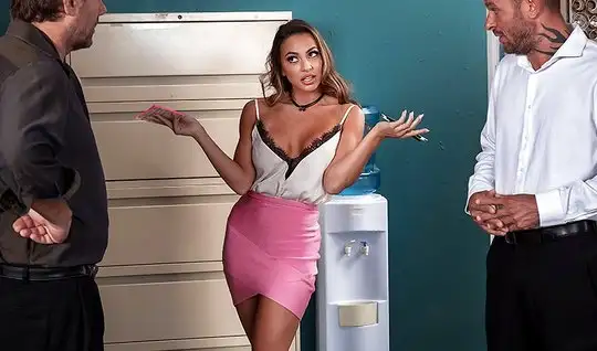 ANNA MORNA